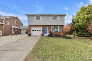 500 Center Road, West Seneca, NY 14224