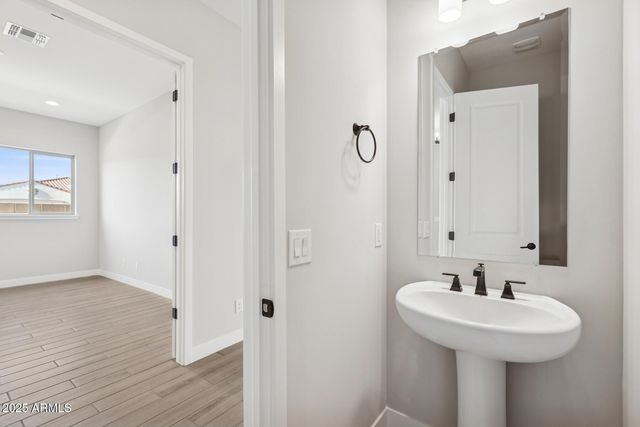 6812 N 190TH Avenue, Waddell, AZ 85355