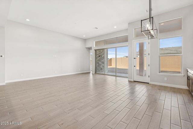 6812 N 190TH Avenue, Waddell, AZ 85355