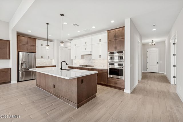 6812 N 190TH Avenue, Waddell, AZ 85355