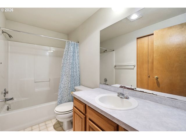 2209 Ne 93RD Ct, Vancouver, WA 98664