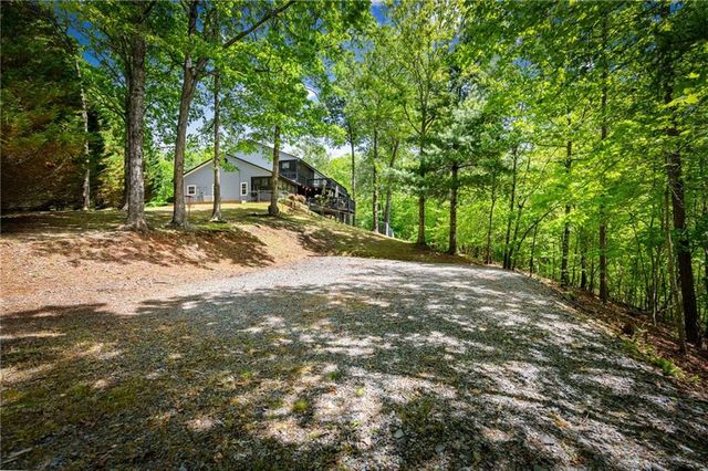 940 Knollwood Road, Mineral Bluff, GA 30559