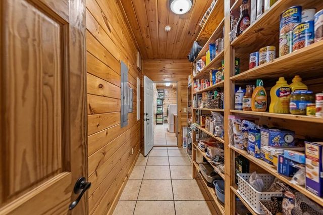 940 Knollwood Road, Mineral Bluff, GA 30559