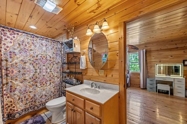 940 Knollwood Road, Mineral Bluff, GA 30559