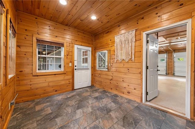 940 Knollwood Road, Mineral Bluff, GA 30559