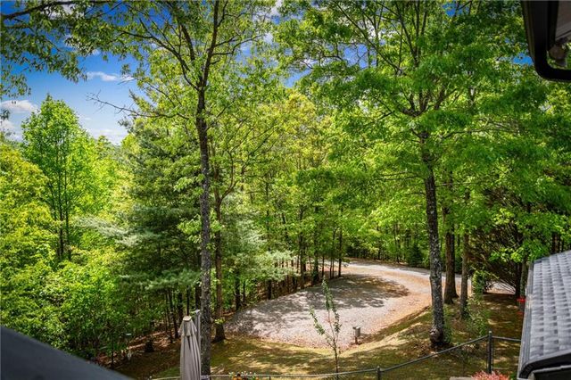 940 Knollwood Road, Mineral Bluff, GA 30559