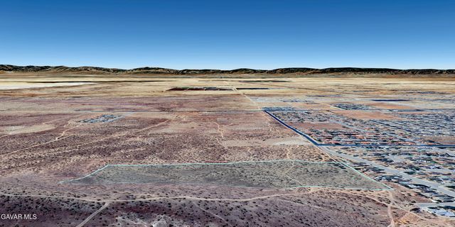 Near United St & Barrington Av, Rosamond, CA 93560