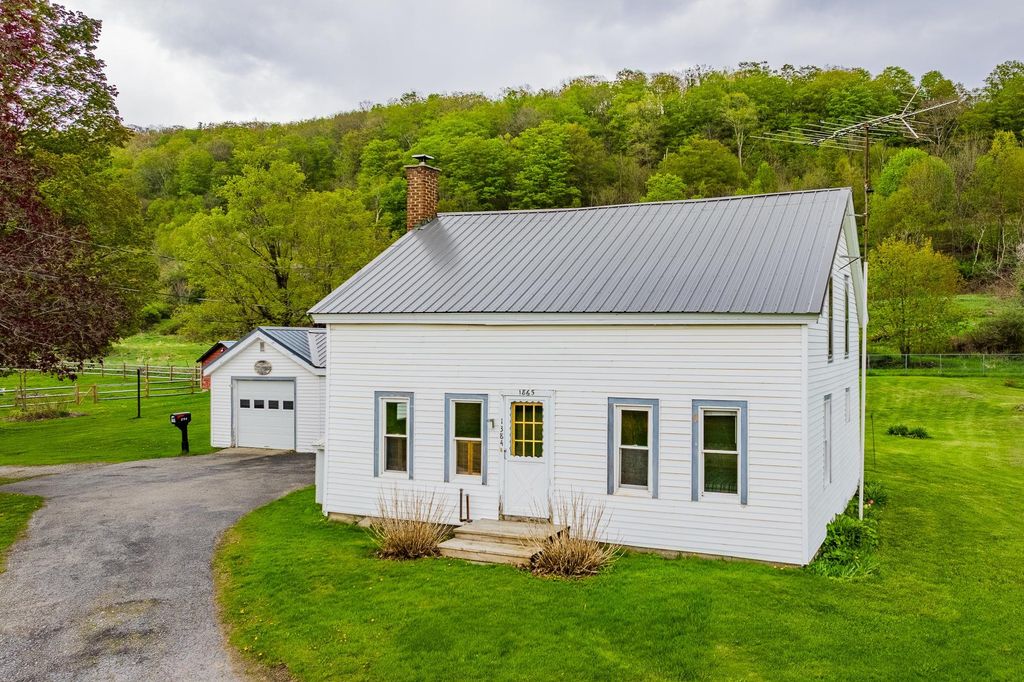 1384 Route 153, Rupert, VT 05776