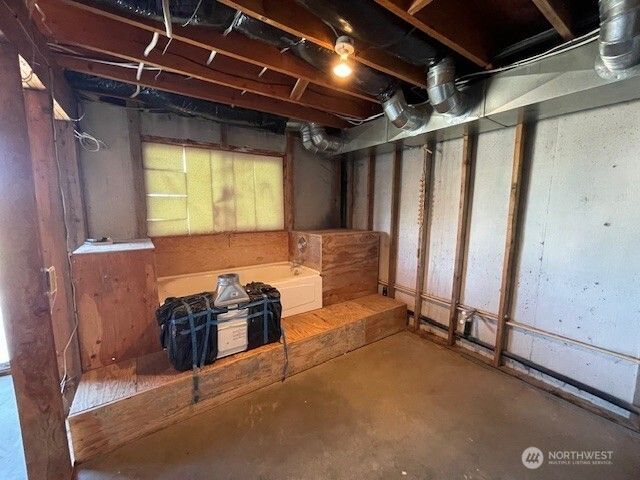 64 Lakeview Way, Brewster, WA 98812