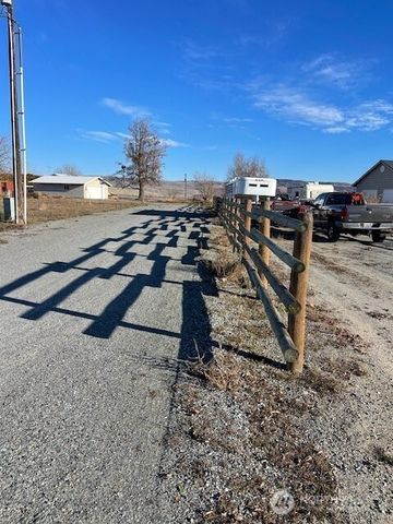 64 Lakeview Way, Brewster, WA 98812