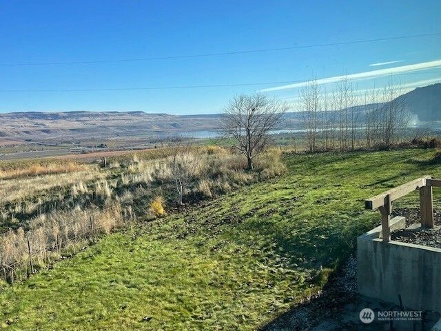 64 Lakeview Way, Brewster, WA 98812
