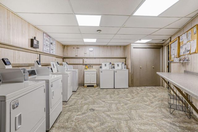 10113 34th Street W 342, Minnetonka, MN 55305