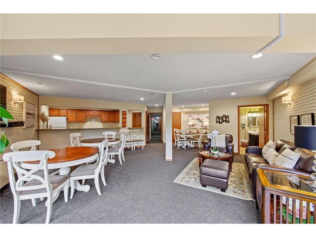 10113 34th Street W 342, Minnetonka, MN 55305