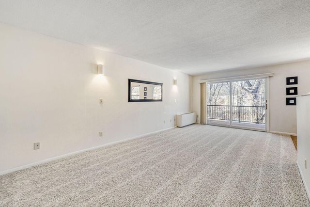 10113 34th Street W 342, Minnetonka, MN 55305