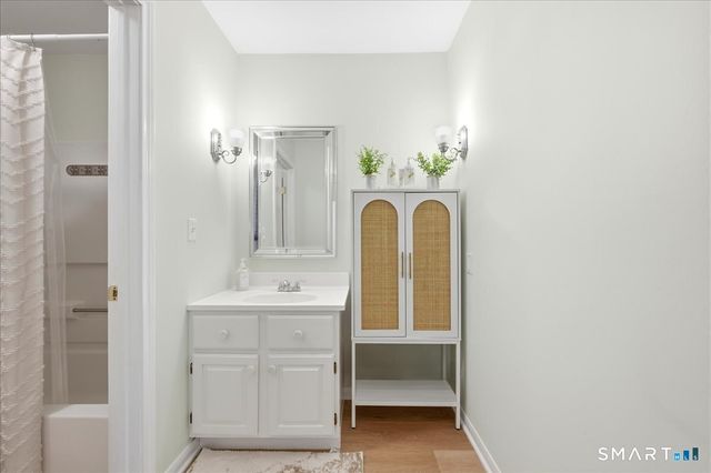 611 Old Pond Lane 611, Norwich, CT 06360