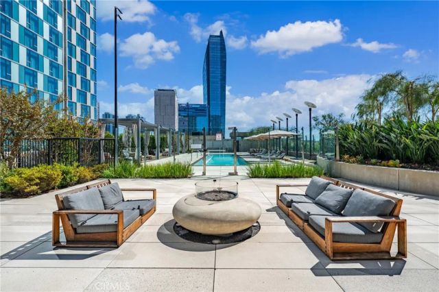 889 Francisco St 1210, Los Angeles, CA 90017