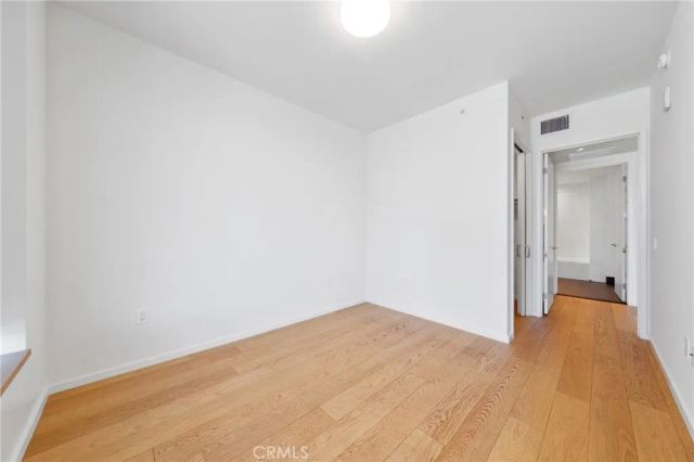 889 Francisco St 1210, Los Angeles, CA 90017