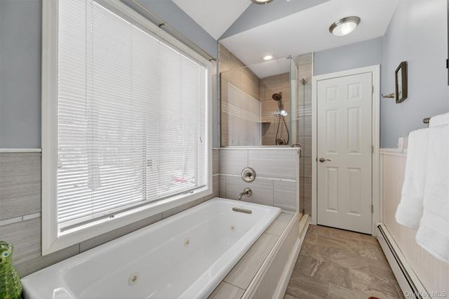 8 Peach Road, Mahopac, NY 10541