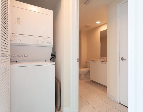 951 Brickell Ave 4009, Miami, FL 33131