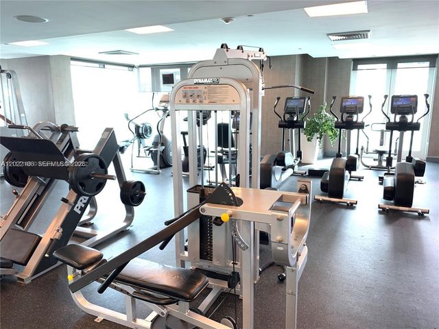 951 Brickell Ave 4009, Miami, FL 33131