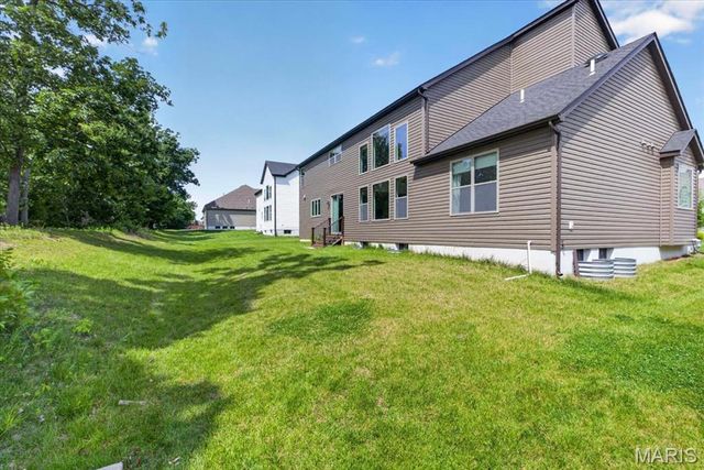 209 Haver Hill Drive, Lake St Louis, MO 63367