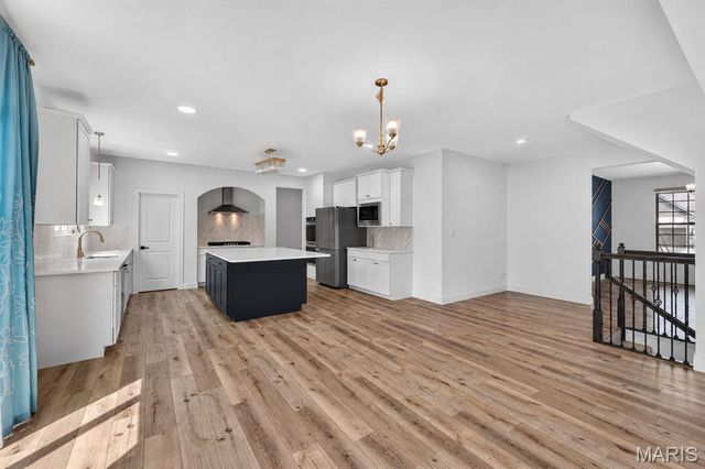 209 Haver Hill Drive, Lake St Louis, MO 63367