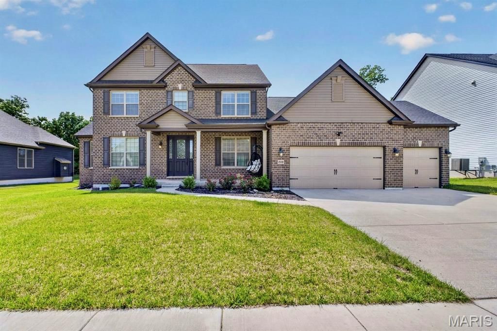 209 Haver Hill Drive, Lake St Louis, MO 63367