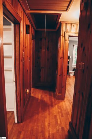 109 S Greenwood Avenue, Ware Shoals, SC 29692