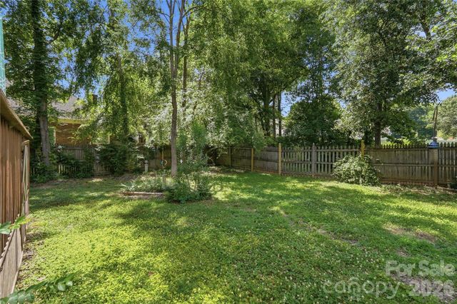 1009 Millwright Lane, Matthews, NC 28104