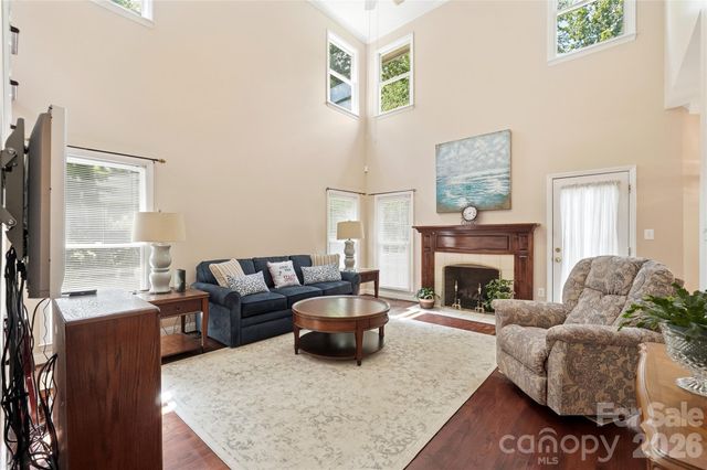 1009 Millwright Lane, Matthews, NC 28104