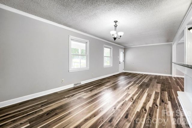 221 Eden Circle, Pineville, NC 28134