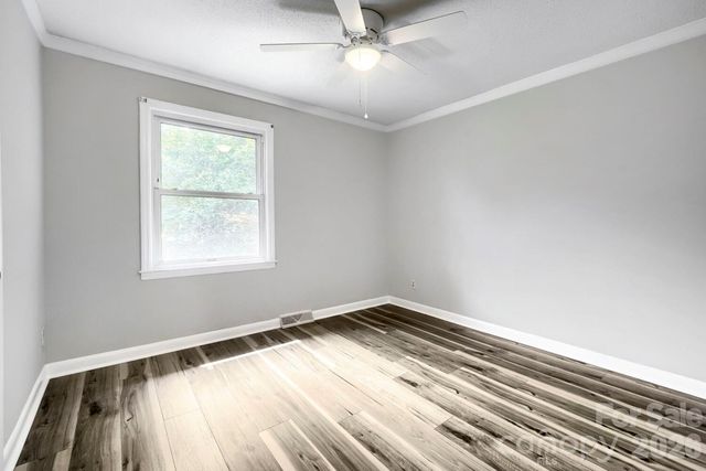 221 Eden Circle, Pineville, NC 28134