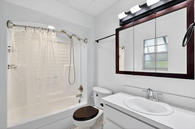 2387 NE 16th Court, Jensen Beach, FL 34957