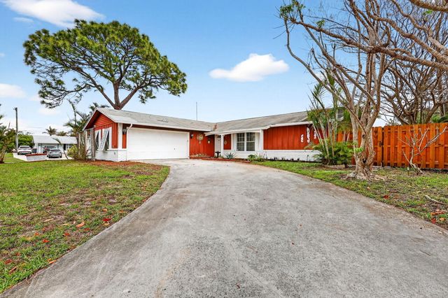 2387 NE 16th Court, Jensen Beach, FL 34957