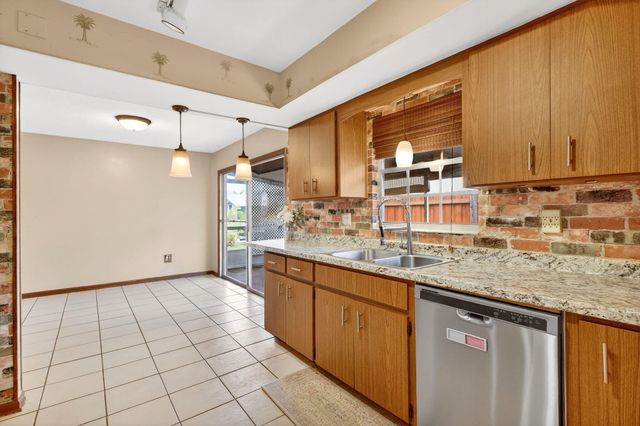 2387 NE 16th Court, Jensen Beach, FL 34957