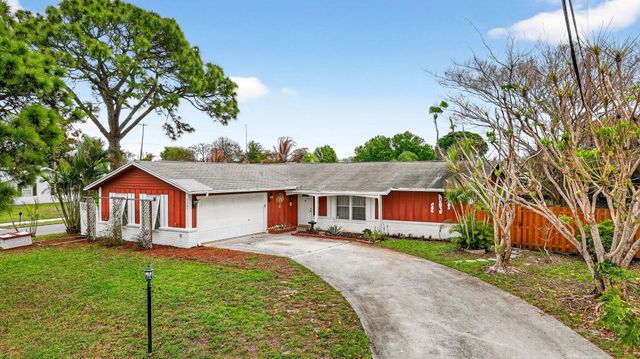 2387 NE 16th Court, Jensen Beach, FL 34957