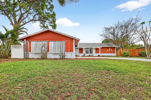2387 NE 16th Court, Jensen Beach, FL 34957
