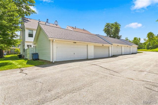 16561 Carriage View Court, Wildwood, MO 63040