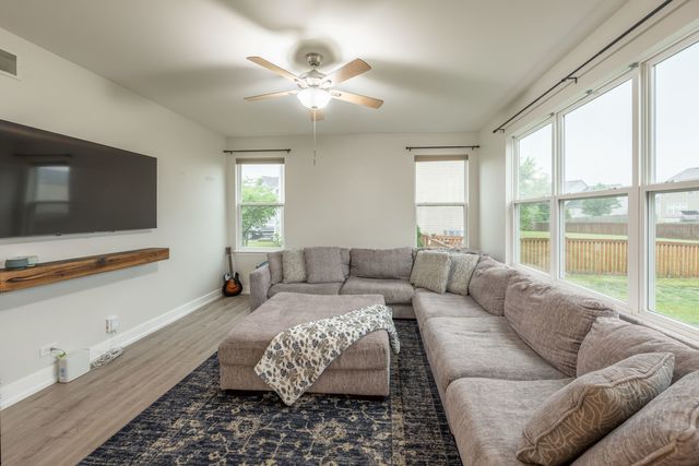 4333 SCHOFIELD Drive, Oswego, IL 60543