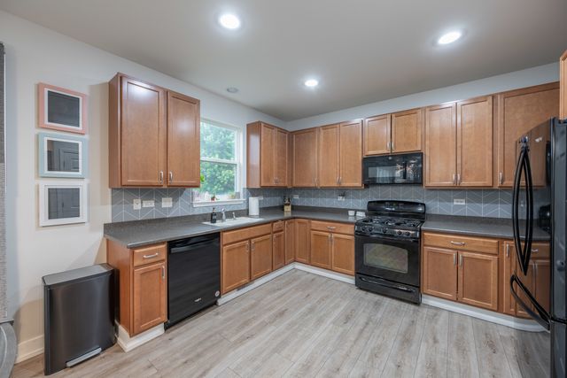 4333 SCHOFIELD Drive, Oswego, IL 60543