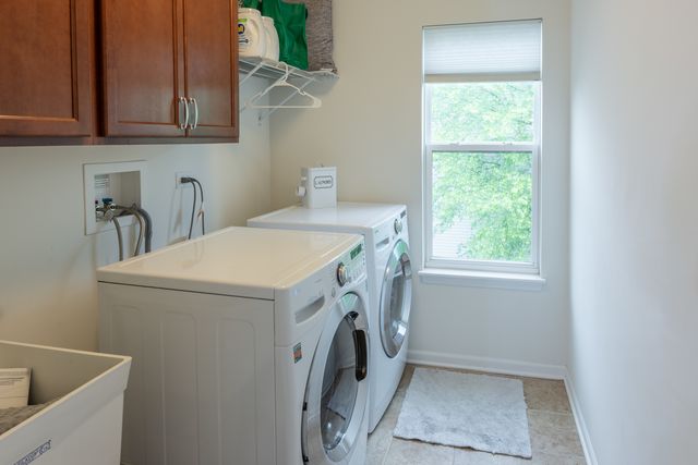 4333 SCHOFIELD Drive, Oswego, IL 60543