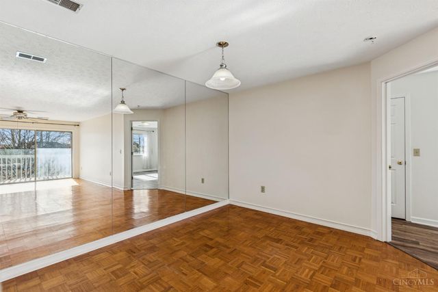 710 Carrington Place, Loveland, OH 45140