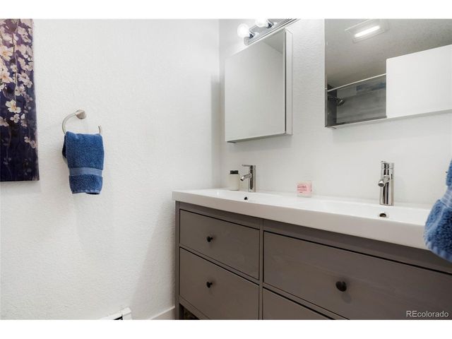 5535 E Custer Pl, Denver, CO 80246