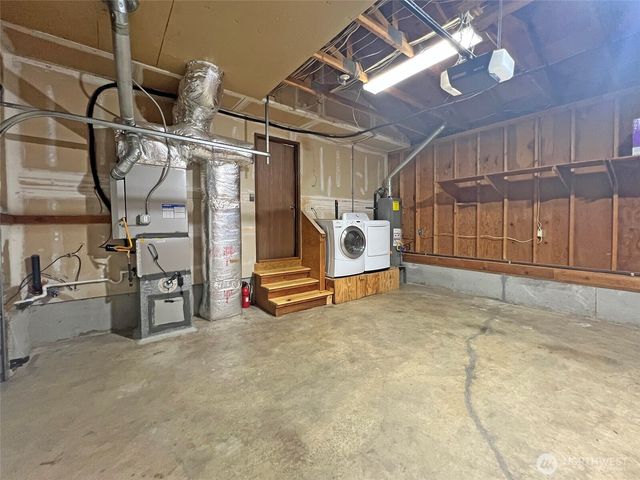 8703 Hawks Glen Loop SE, Olympia, WA 98513