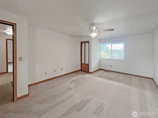 8703 Hawks Glen Loop SE, Olympia, WA 98513