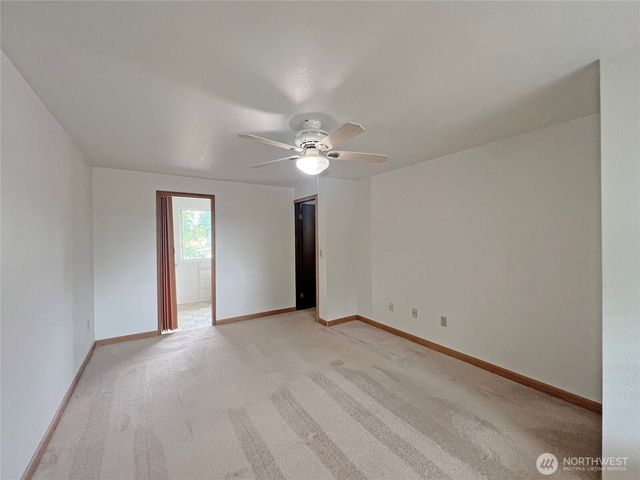 8703 Hawks Glen Loop SE, Olympia, WA 98513