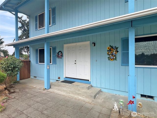 8703 Hawks Glen Loop SE, Olympia, WA 98513