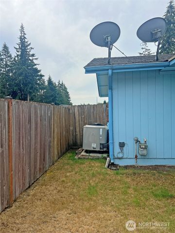 8703 Hawks Glen Loop SE, Olympia, WA 98513