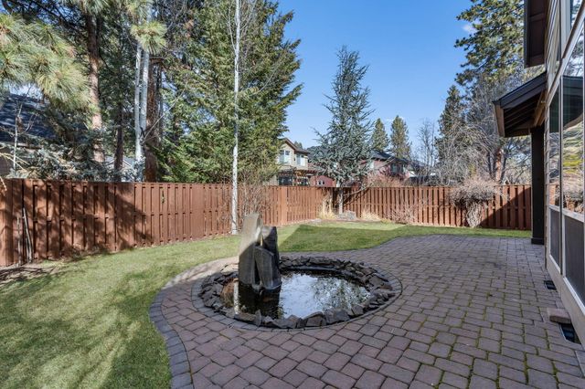 61041 Chamomile Place, Bend, OR 97702