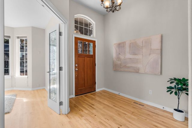 61041 Chamomile Place, Bend, OR 97702